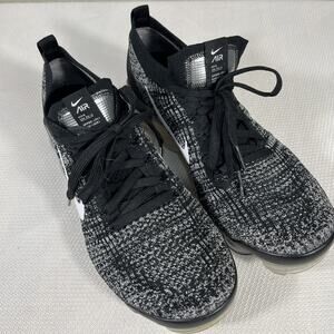 Womens Size 10.5 NIKE AIR VAPORMAX FLYKNIT 3 OREO BLACK/WHITE-SILVER‎ AJ6910-001